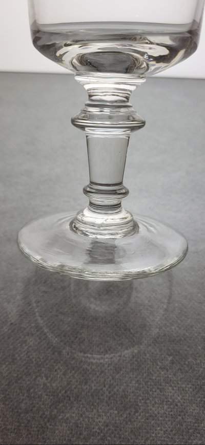 18 water/wine glasses Late 19th century