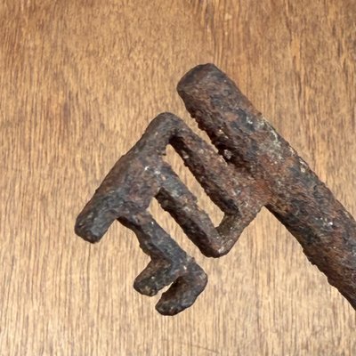 Clé Haute Époque en fer forgé