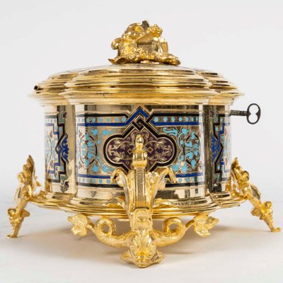 Un Coffret à Bijoux En Bronze Cloisonné, XIXème Siècle 