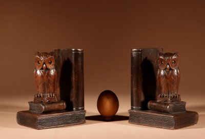  Pair of Black Forest owl-shaped bookends, circa 1900-1920.