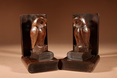  Pair of Black Forest owl-shaped bookends, circa 1900-1920.