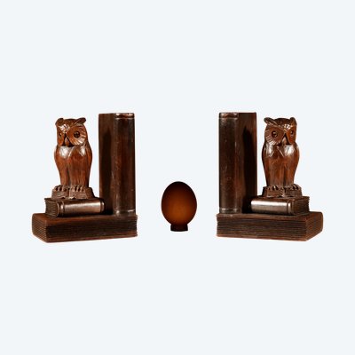  Pair of Black Forest owl-shaped bookends, circa 1900-1920.