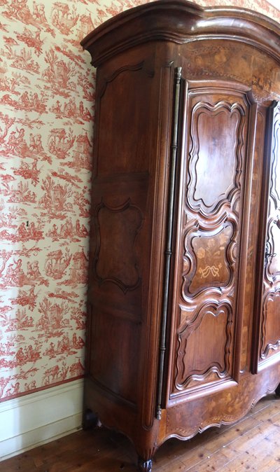 Louis XV cabinet from the 18th century