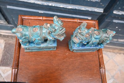 Paire de chiens de Fô en grès époque Ming XVII