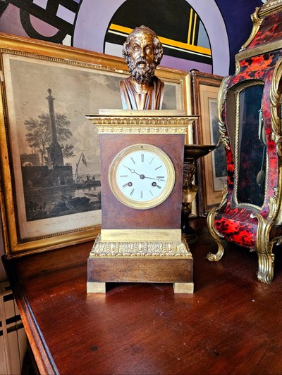 Orologio a bitta con busto di Omero 1820 ca.