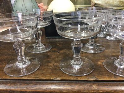 6 coupes à champagne en cristal 