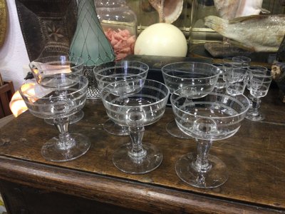 6 coupes à champagne en cristal 