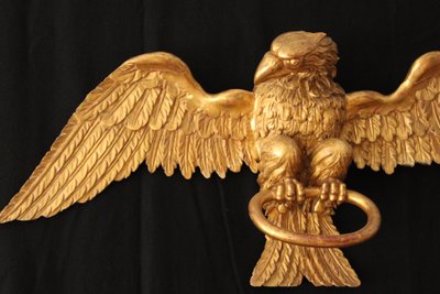 Adler aus vergoldetem Holz, erste Hälfte des 19. Jahrhunderts