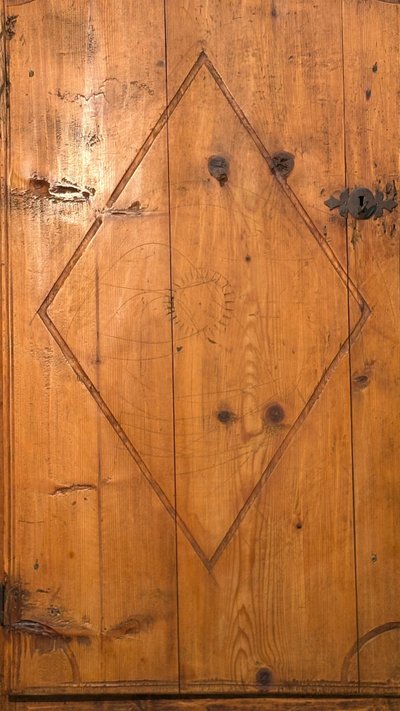 Stipo in abete 1700