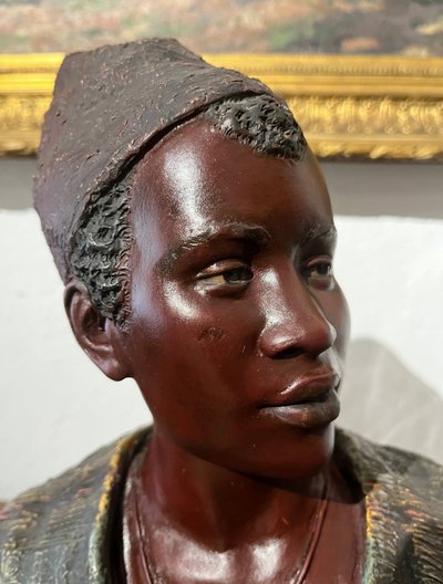 Buste d'un jeune Maure signé de Friedrich GOLDSCHEIDER (1845-1897)