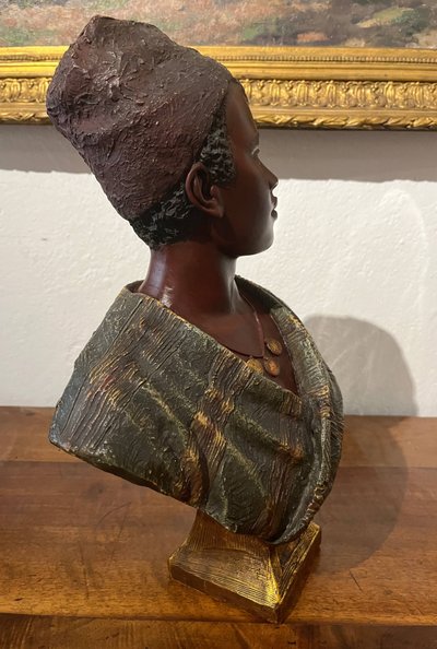 Buste d'un jeune Maure signé de Friedrich GOLDSCHEIDER (1845-1897)
