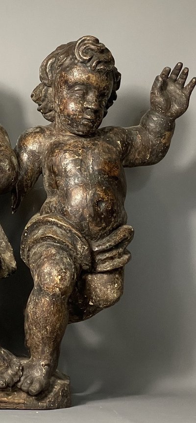 Putti, cherubs in carved wood Baroque period