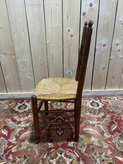 Sallery chairs Service Dining Room