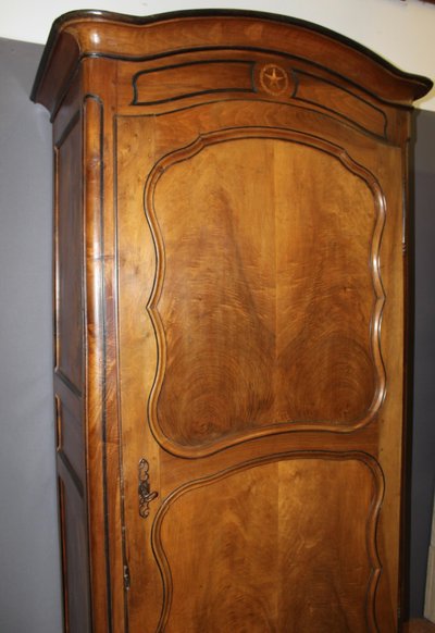Bonnetière Louis XV en noyer fin XVIII