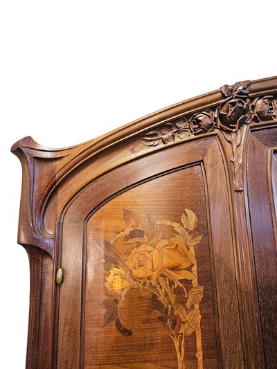 Armoire Art Nouveau Ecole de Nancy "Aux Roses"