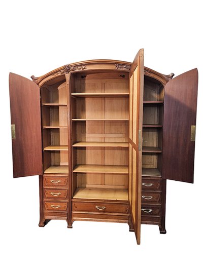 Armoire Art Nouveau Ecole de Nancy "Aux Roses"