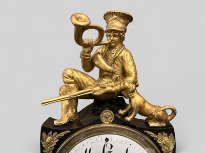 Austrian clock in lacquered and gilded wood, early 19th century - Vienna - Austria - Empire H 50 cm