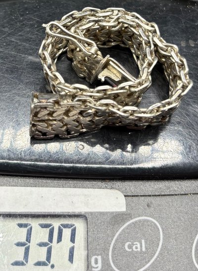 BRACCIALE IN ARGENTO MASSICCIO