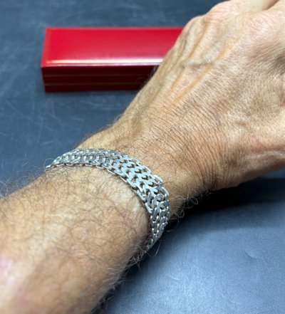 BRACCIALE IN ARGENTO MASSICCIO