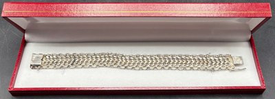 BRACCIALE IN ARGENTO MASSICCIO