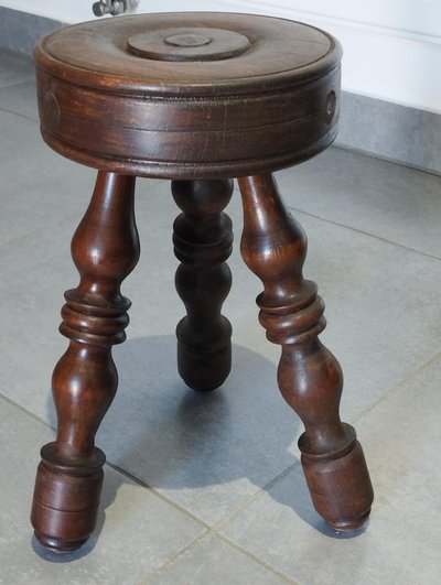 Tabouret ancien en bois tourné dlg de Charles Dudouyt, 50, 60 & 70