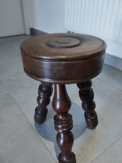 Tabouret ancien en bois tourné dlg de Charles Dudouyt, 50, 60 & 70