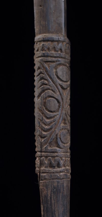Pointe de lance, art tribal, art océanien, Océanie, sculpture, 90 cm