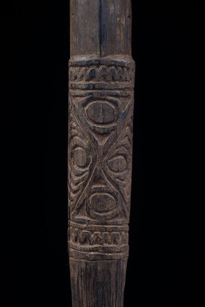 Pointe de lance, art tribal, art océanien, Océanie, sculpture, 90 cm
