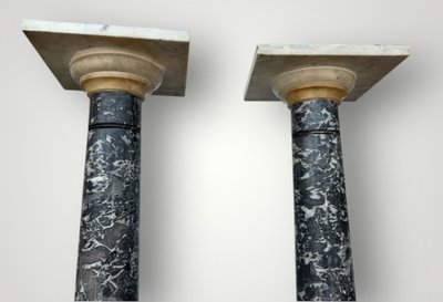 Säulenpaar - Ständer - Marmorscheiden, 19. Jahrhundert H 106 cm, Standsäule