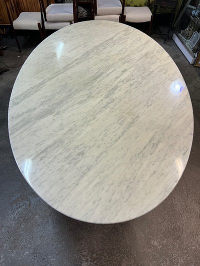 Großer ovaler Esstisch Florence Knoll Marmorplatte L 244 cm