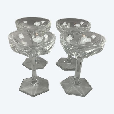 Coupes à champagne modèle Compiègne ou Genova Baccarat  