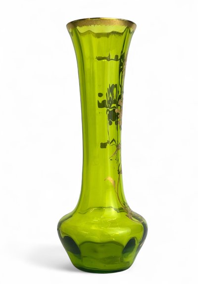 Baccarat - Vase mit Dahliendekor