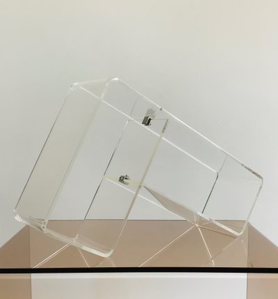 Etagère en plexiglas par Michel Dumas, France années 70