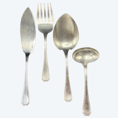 SERVING CUTLERY