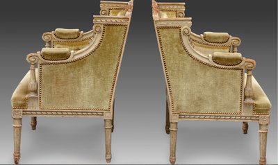 une paire de bergères en bois sculpté, peint gris vert, fin XIXème siècle 