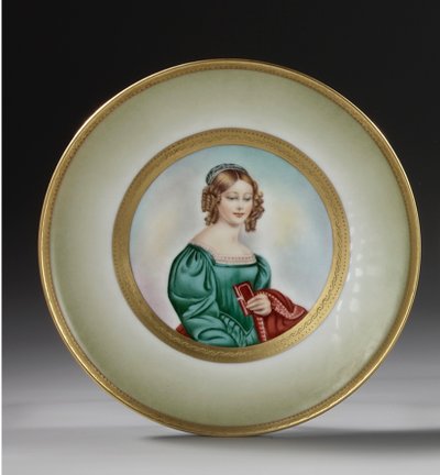Un set di tre piatti in porcellana, Heinrich XIX secolo