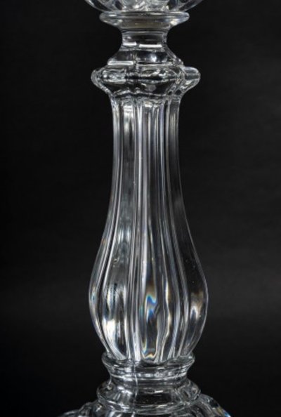 Une paire de girandoles en cristal de Baccarat, fin XIXème siècle 