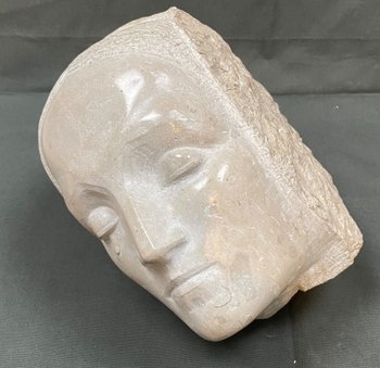 Sculpture, woman in tears