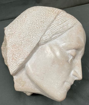 Sculpture, woman in tears