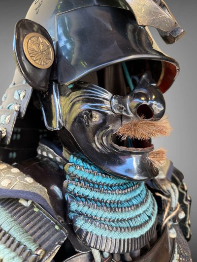 complete samurai kabuto zunari armor from the mid Edo period (1603-1868).