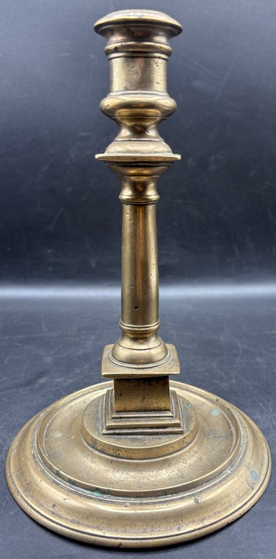 HENRI 2 CANDLE HOLDER