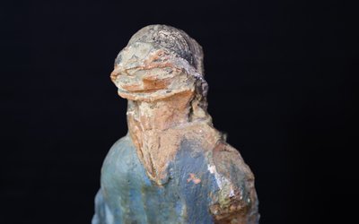 Statue en terre cuite, Femme priante, XIXème siècle