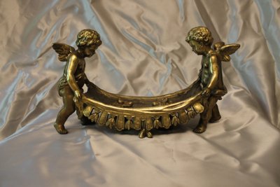 Bronze inkwell with two winged cupids playing with a sheet, 19th century romantic period