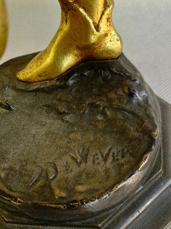 A. De Wever - Scultura in bronzo - Mefisto con mandolino