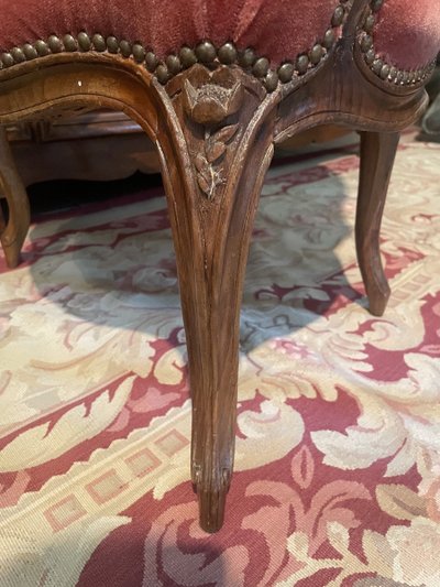 Suite de 3 cabriolets d’époque Louis XV en noyer 