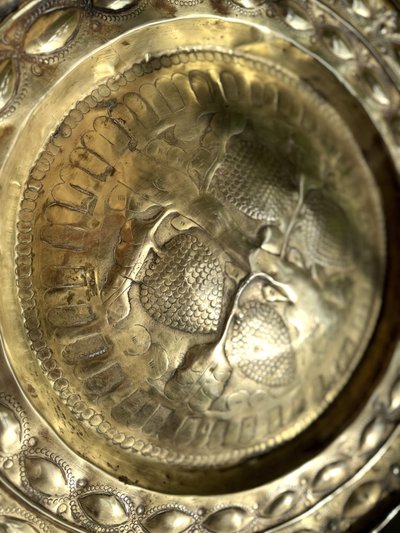 Important Offering Plate with Tree of Life Decor - late 16th century