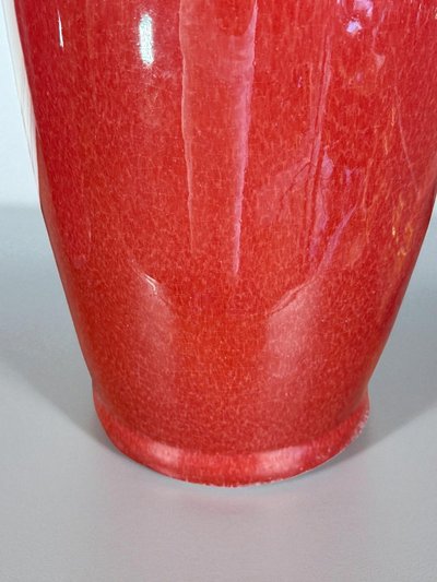 PAIRE DE GRANDS VASES BALUSTRE EN PORCELAINE ÉMAILLÉE SANG DE BŒUF CHINE XIXe