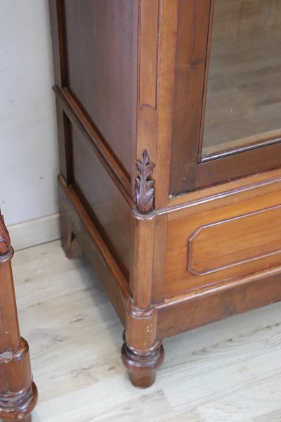 coppia di librerie antiche in noce restaurate