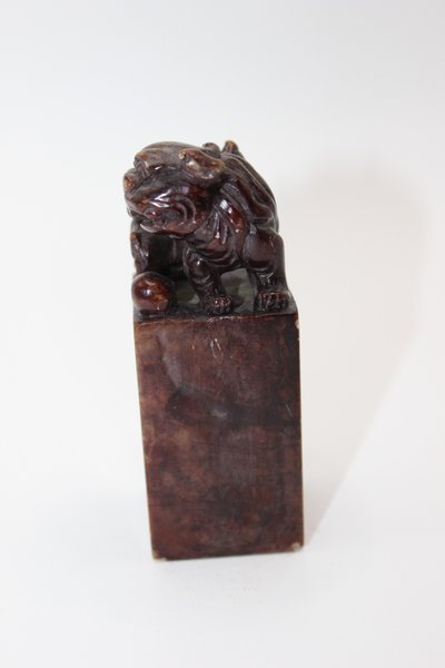 Cachet Chinois représentant deux chiens vers 1900