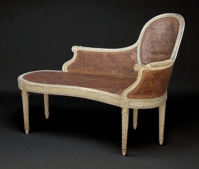 1900S LOUIS XVI STYLE CANED BENCH IN PATINATED WOOD